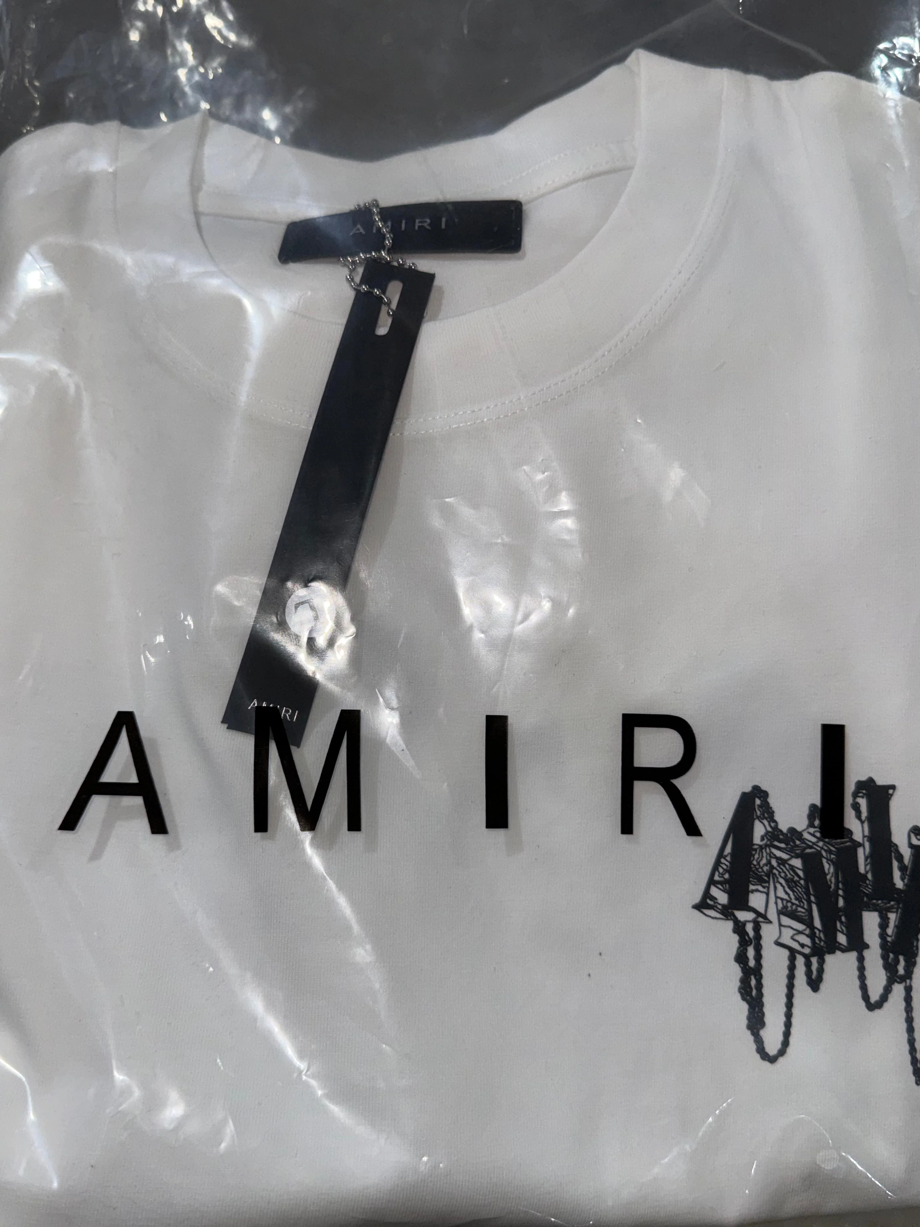 Amiri Box logo - Image 5