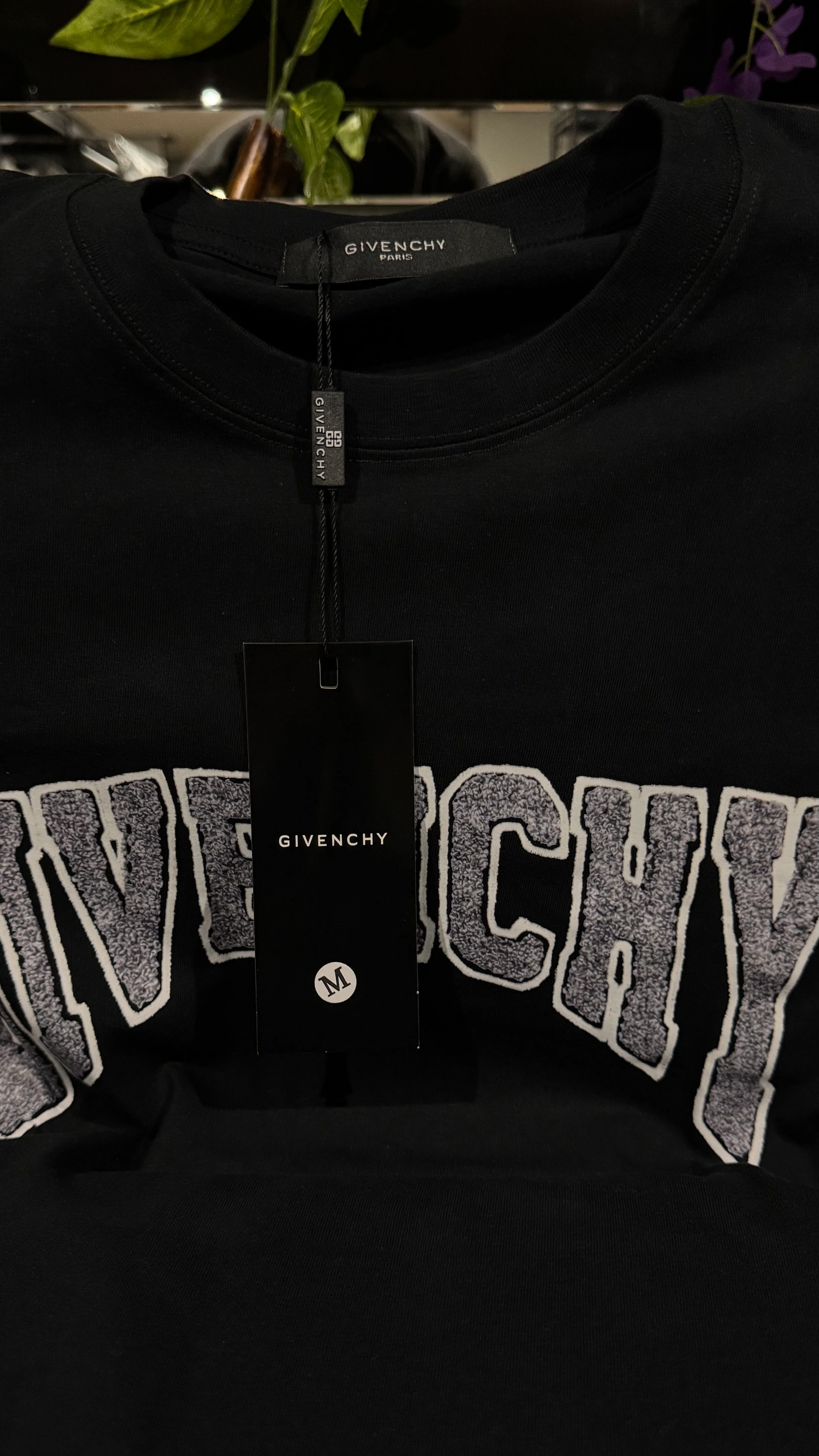 Gyvenchy Logo - Image 4